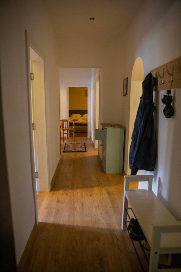Central Sofia 3-Bedroom Apartment - Urban Art Gallery - Free Parking! Zewnętrze zdjęcie