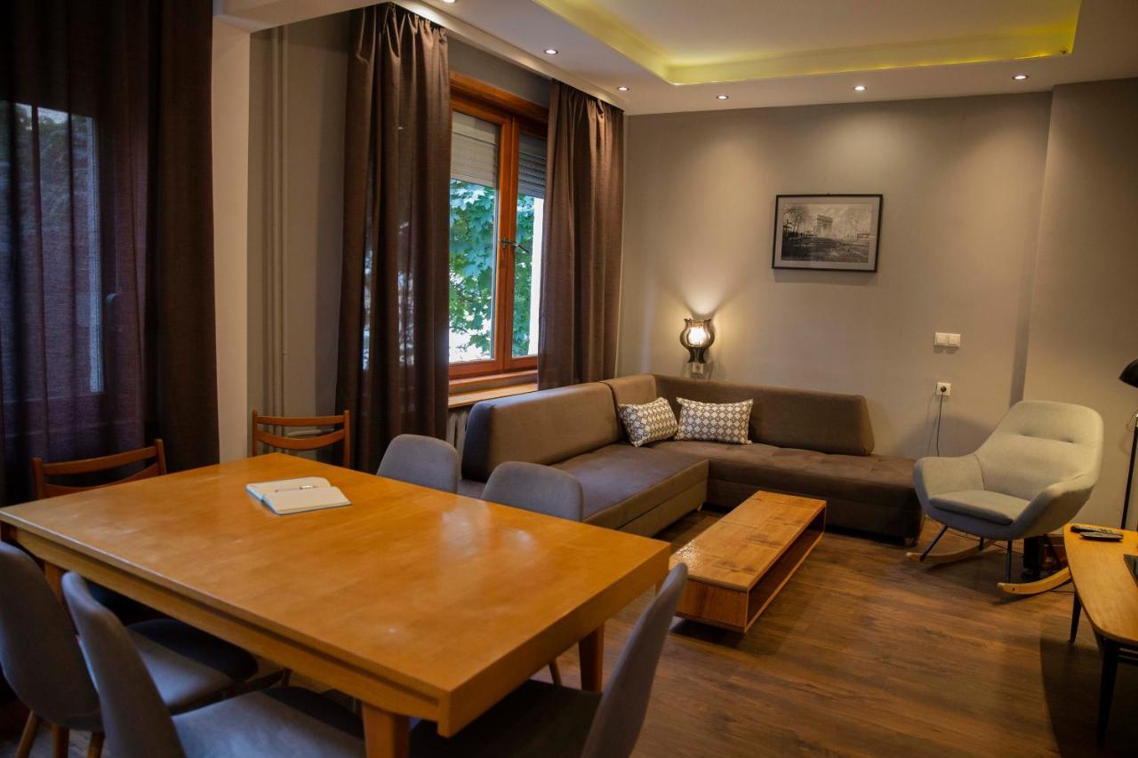 Central Sofia 3-Bedroom Apartment - Urban Art Gallery - Free Parking! Zewnętrze zdjęcie