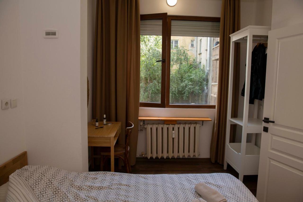 Central Sofia 3-Bedroom Apartment - Urban Art Gallery - Free Parking! Zewnętrze zdjęcie