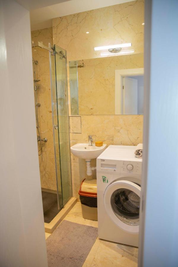 Central Sofia 3-Bedroom Apartment - Urban Art Gallery - Free Parking! Zewnętrze zdjęcie