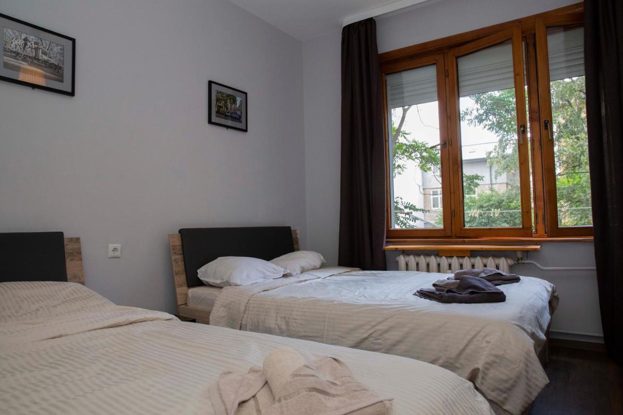 Central Sofia 3-Bedroom Apartment - Urban Art Gallery - Free Parking! Zewnętrze zdjęcie
